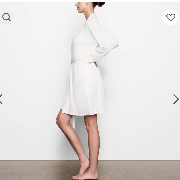 NWOT Skims Soft Lounge Robe - Picture 3 of 6